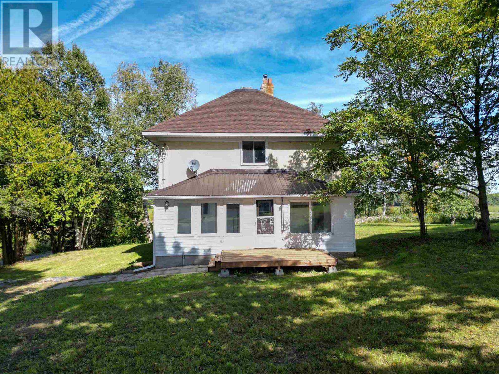 2319 Dayton Rd Property Photo 1