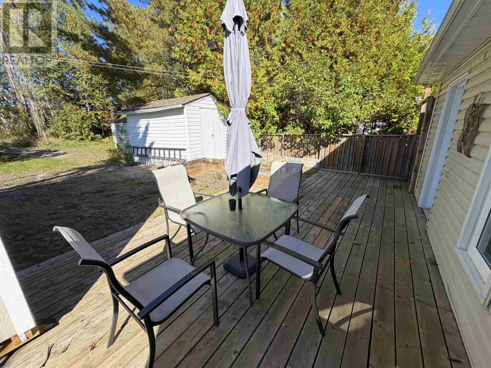 88 Esten Dr S Property Photo 8