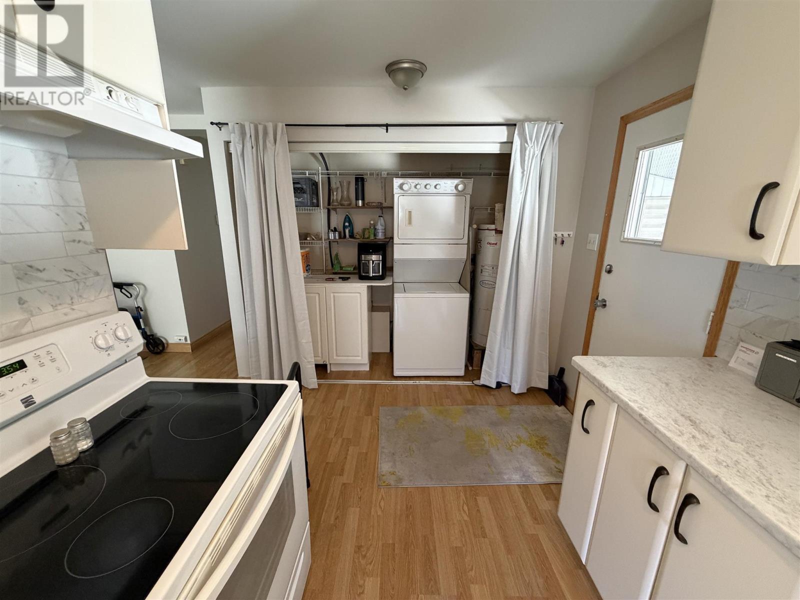 88 Esten Dr S Property Photo 17