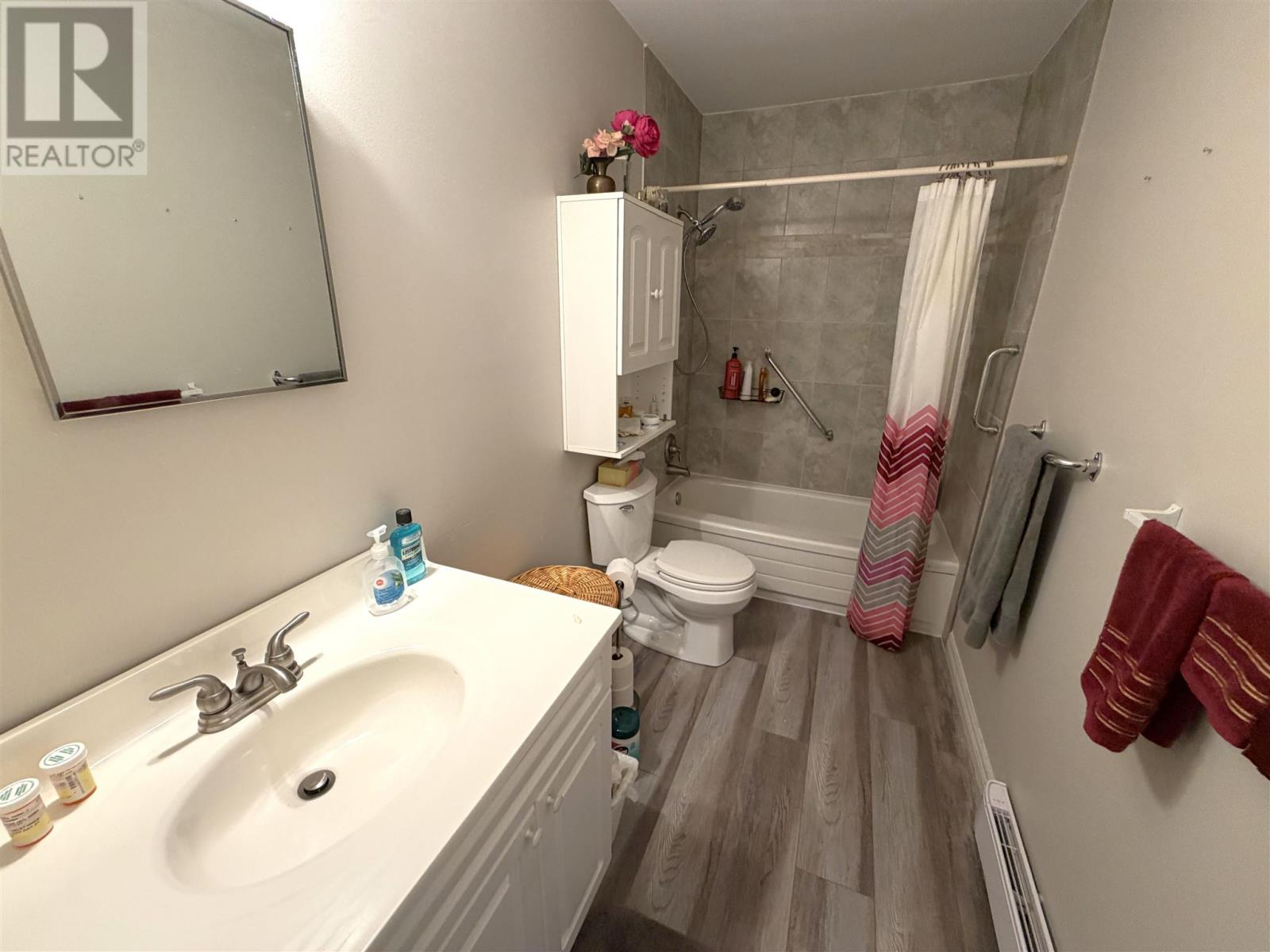 88 Esten Dr S Property Photo 20