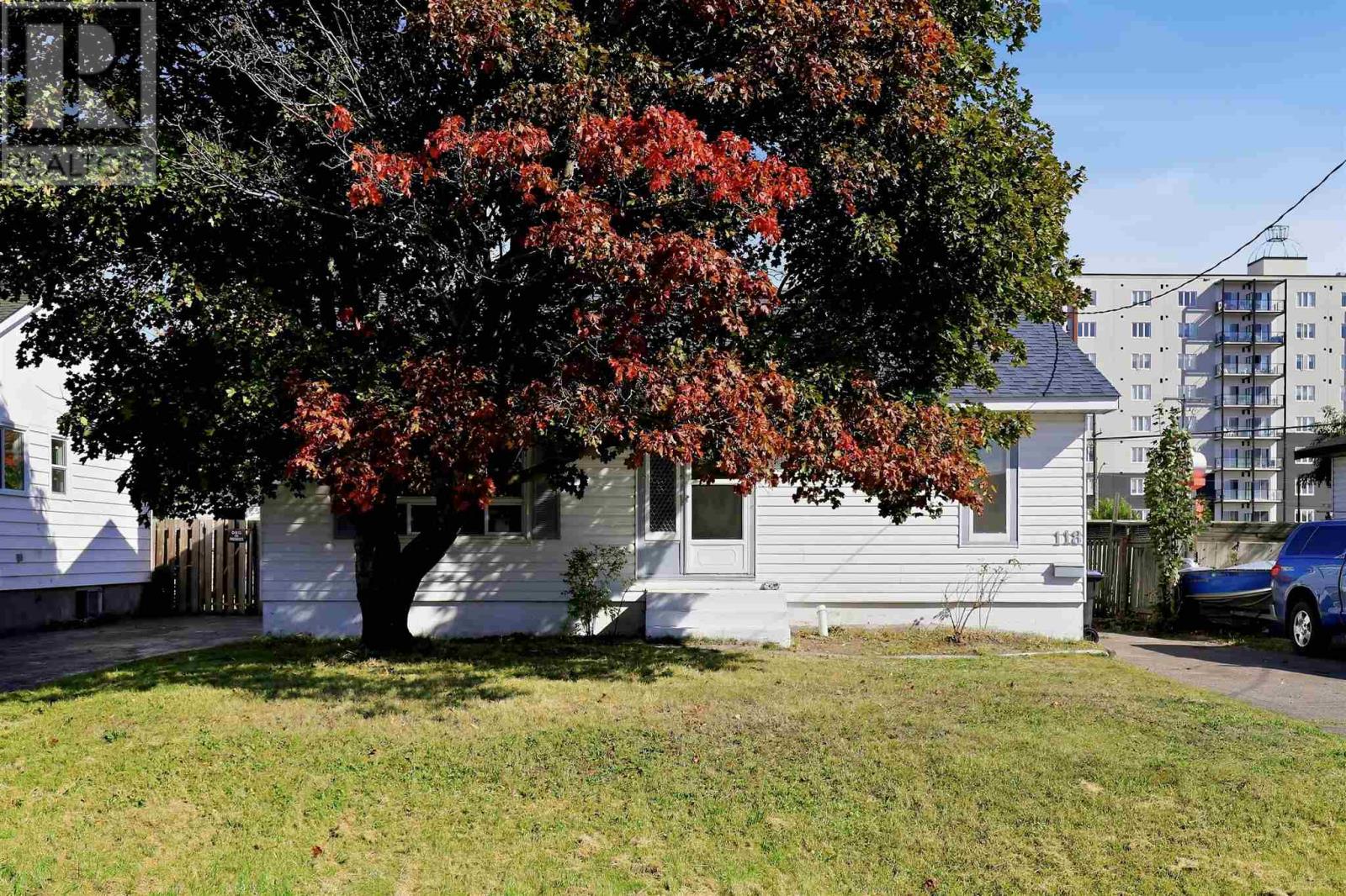 118 Blake AVE Property Photo 1
