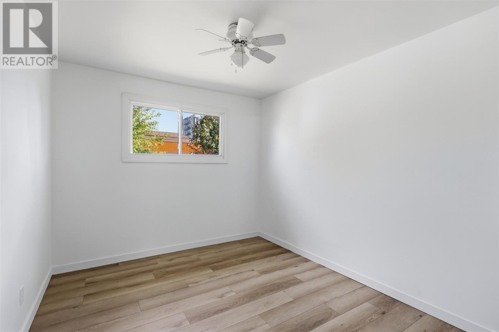 118 Blake Ave Property Photo 15