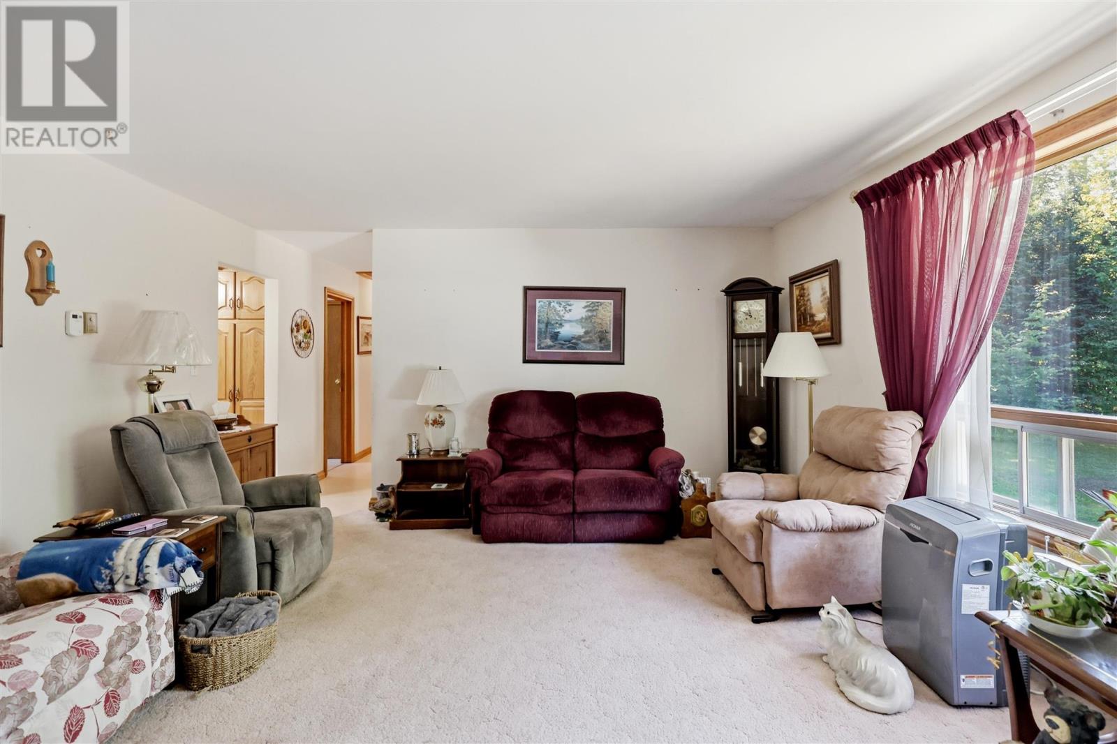 1012 Hwy 552 Property Photo 5