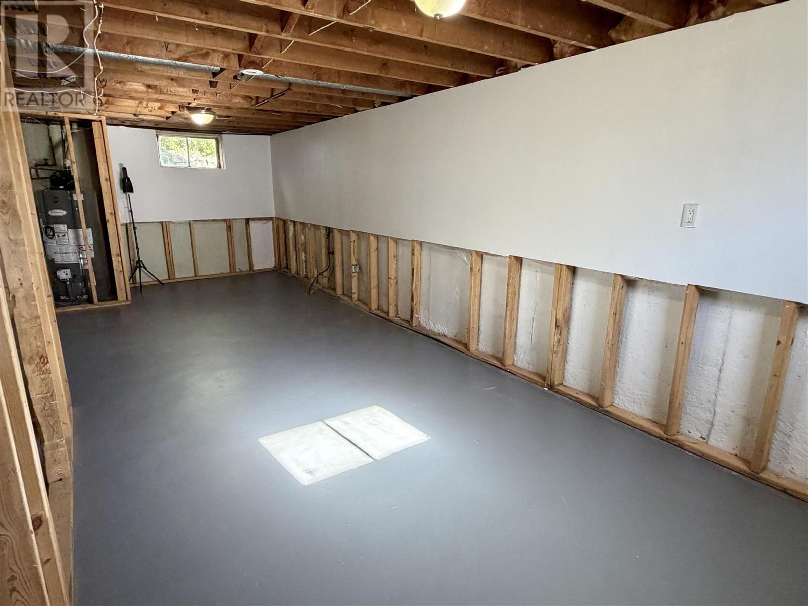 135 Dieppe Ave Property Photo 23