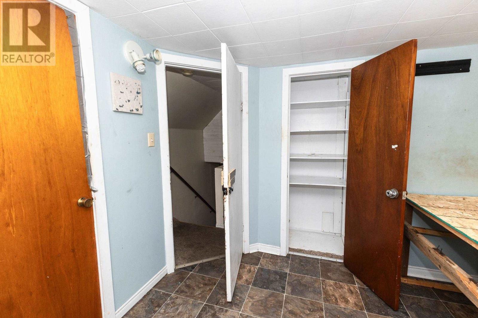 178 Dennis St Property Photo 17