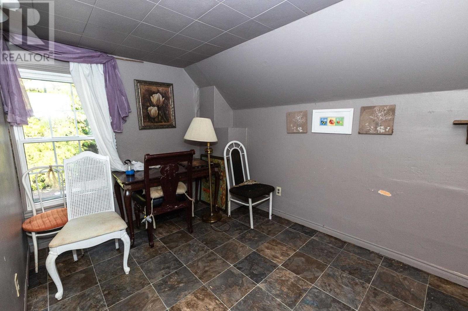 178 Dennis St Property Photo 19