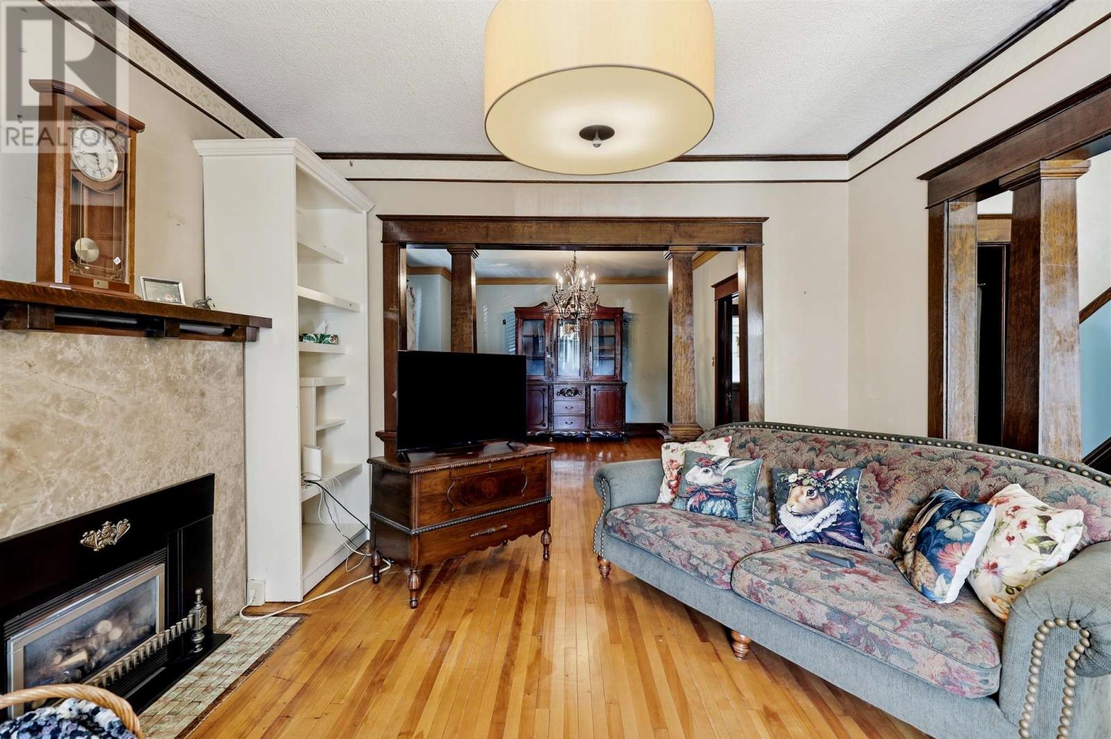 40 Euclid Rd Property Photo 8