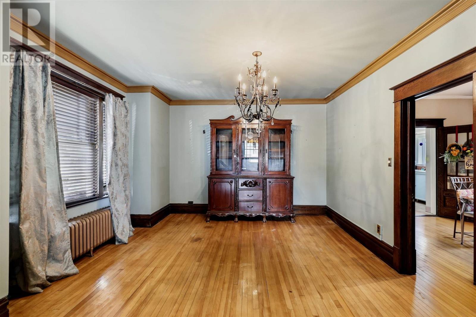 40 Euclid Rd Property Photo 10