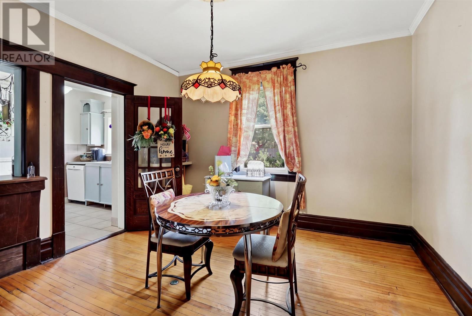 40 Euclid Rd Property Photo 12