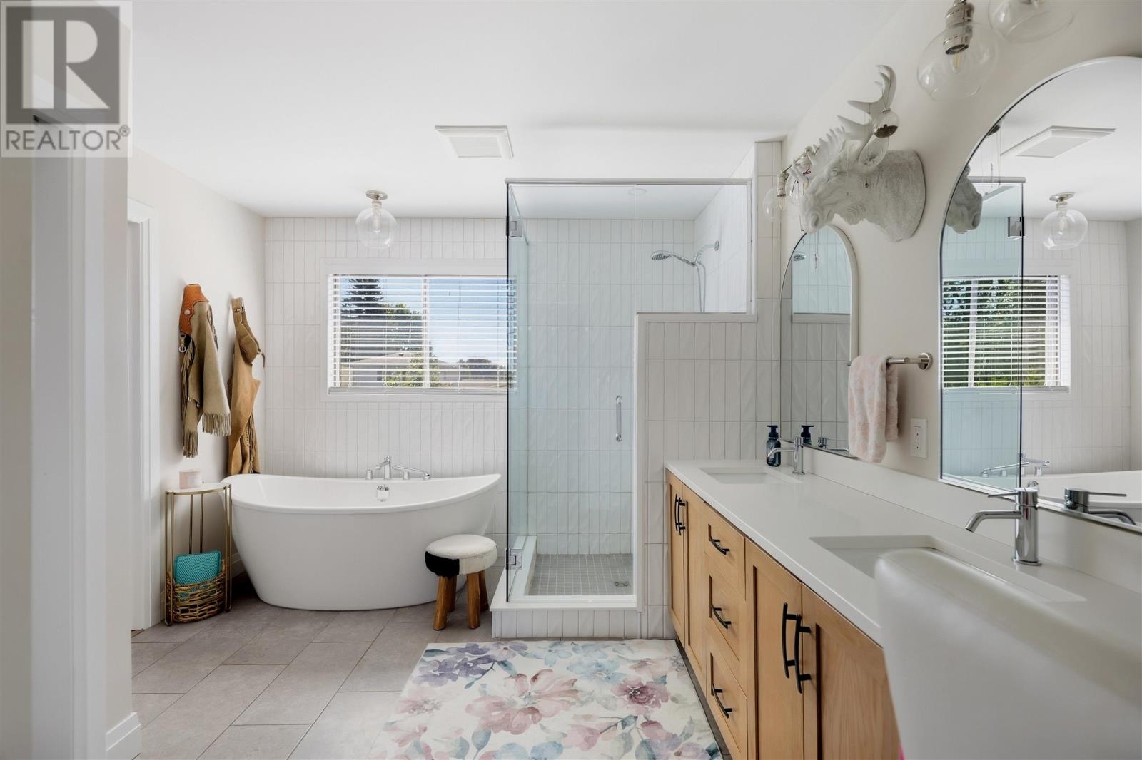 61 Bristol Pl Property Photo 17