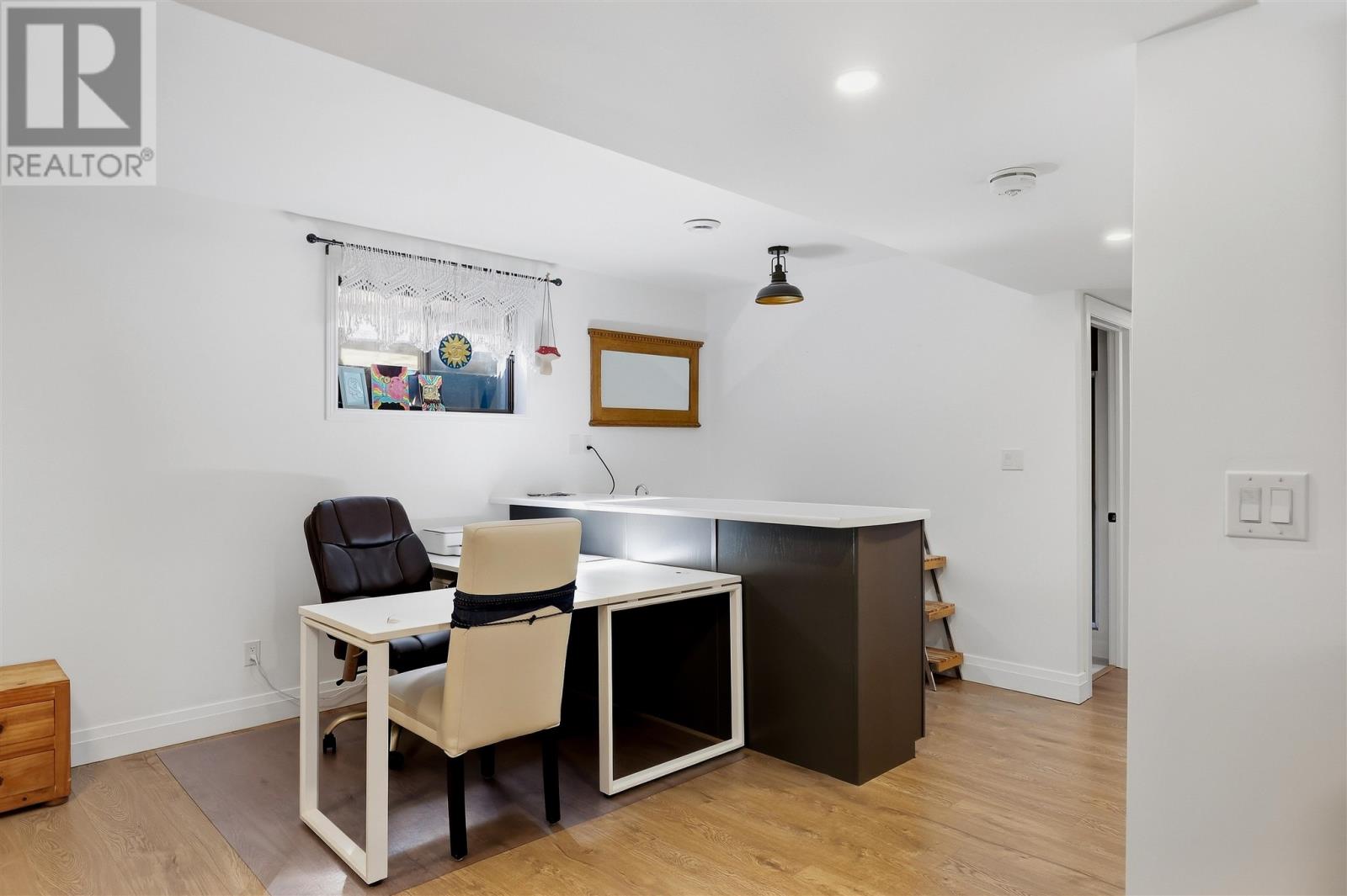 61 Bristol Pl Property Photo 28