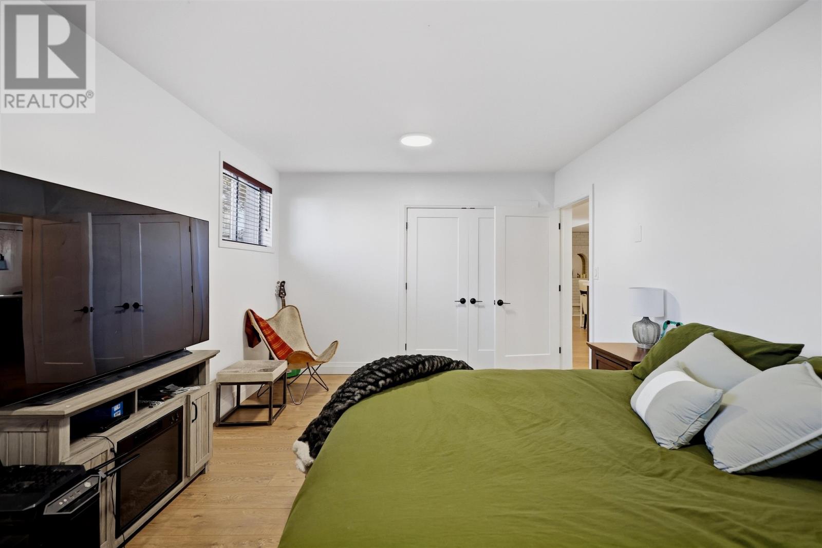 61 Bristol Pl Property Photo 31