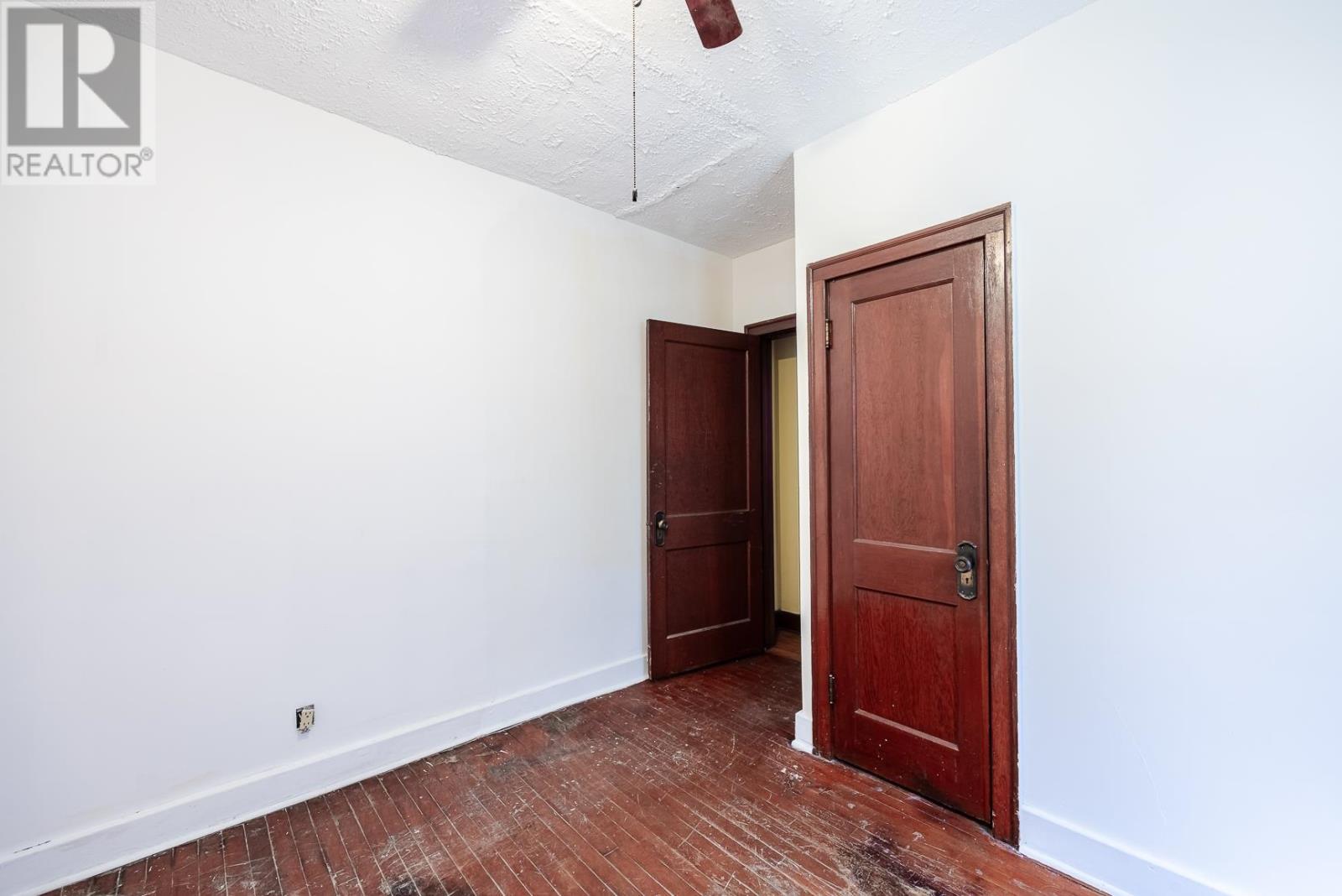 151 Albert St E Property Photo 19