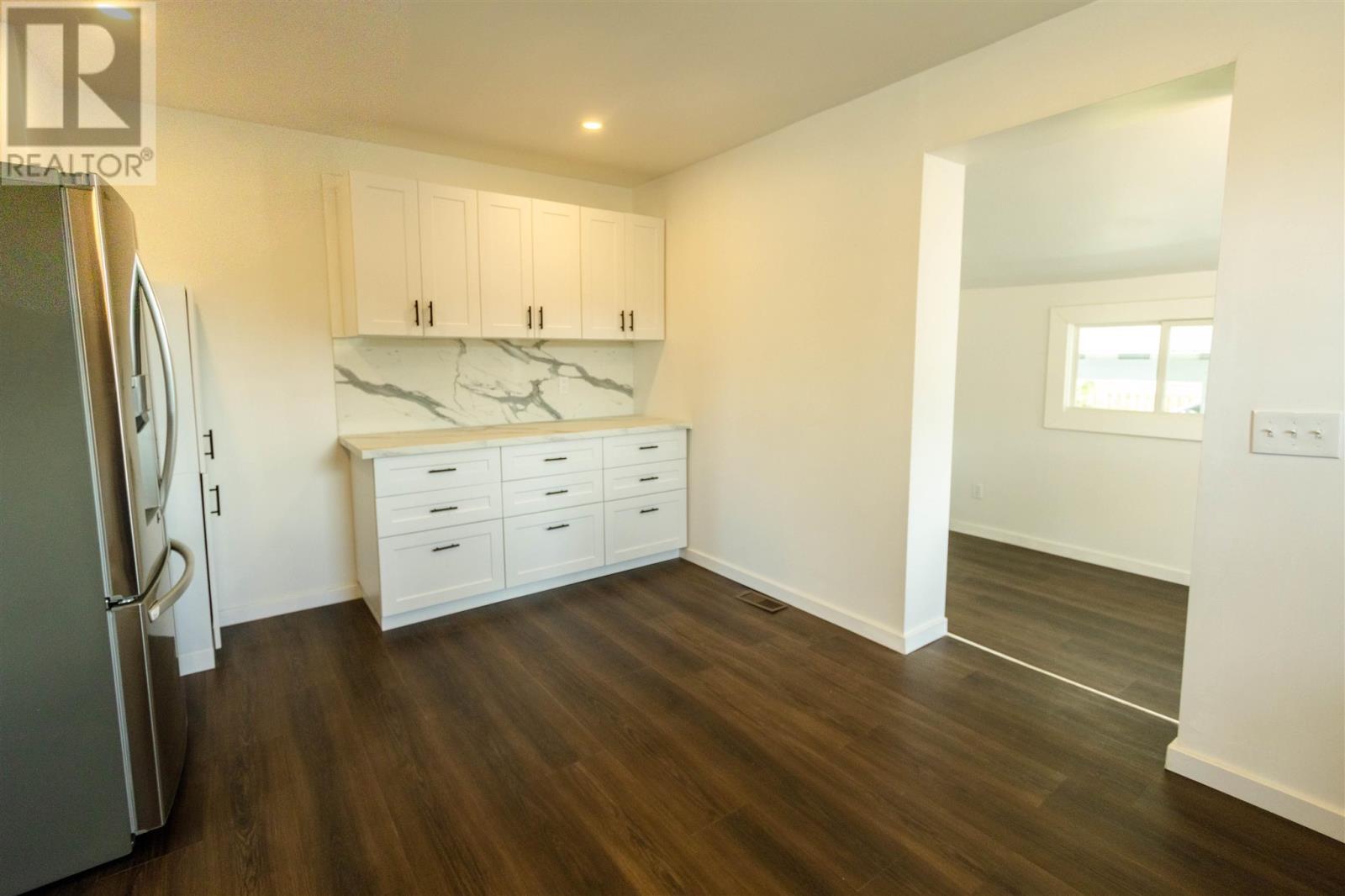13 Stevens St Property Photo 19