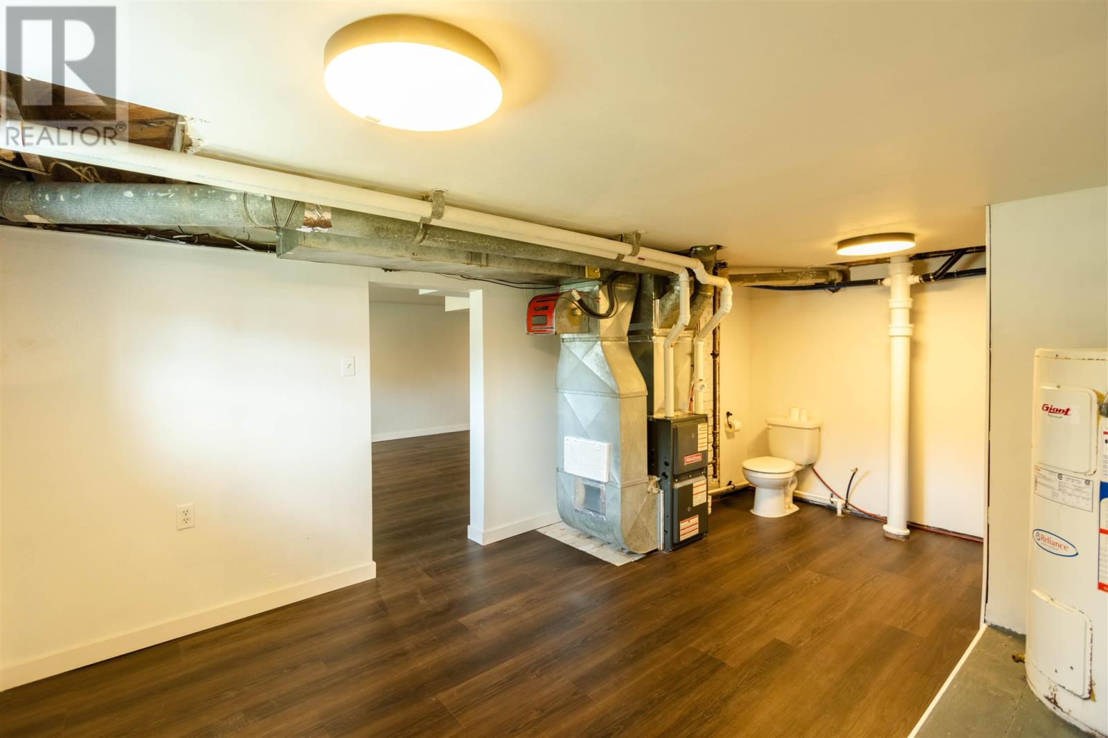 13 Stevens St Property Photo 42