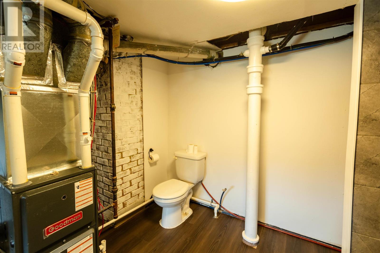 13 Stevens St Property Photo 45