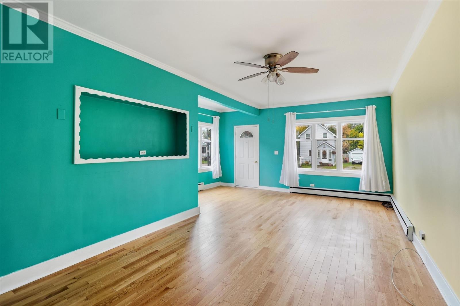148 Walnut St Property Photo 3