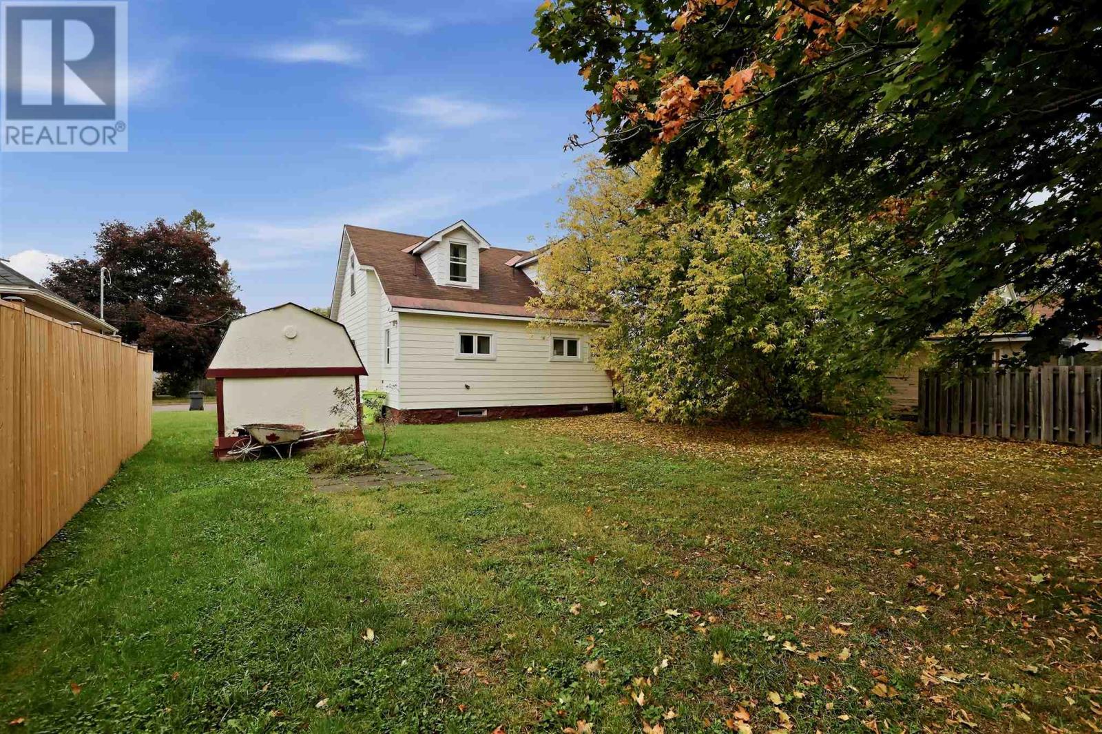 148 Walnut St Property Photo 30