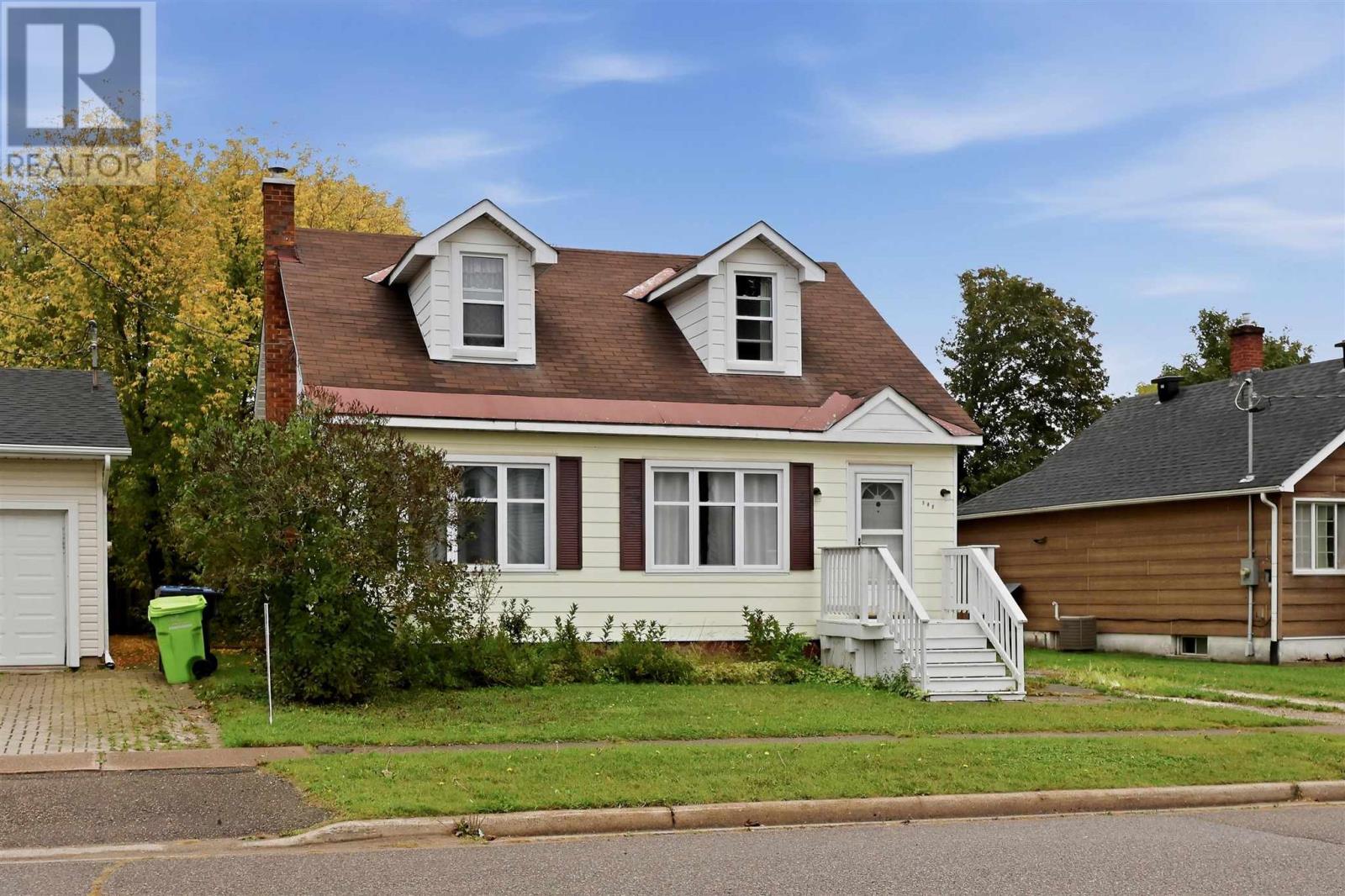 148 Walnut St Property Photo 36