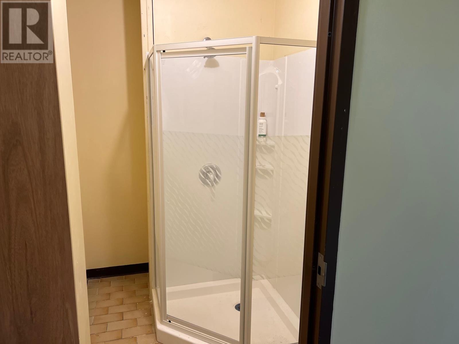 19 Woodward Ave Property Photo 40