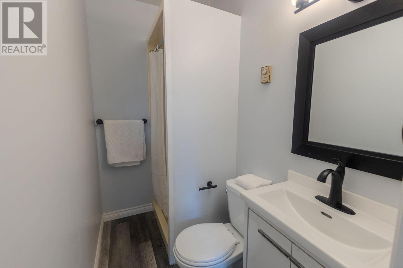 791 Second Lin W Property Photo 13