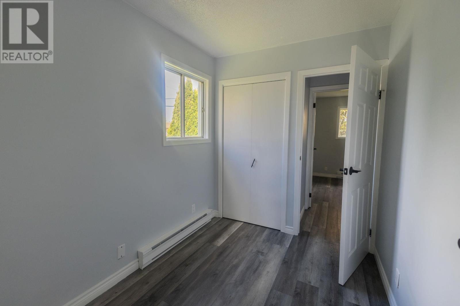 791 Second Lin W Property Photo 31