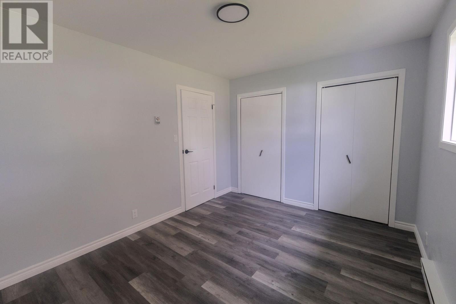 791 Second Lin W Property Photo 32