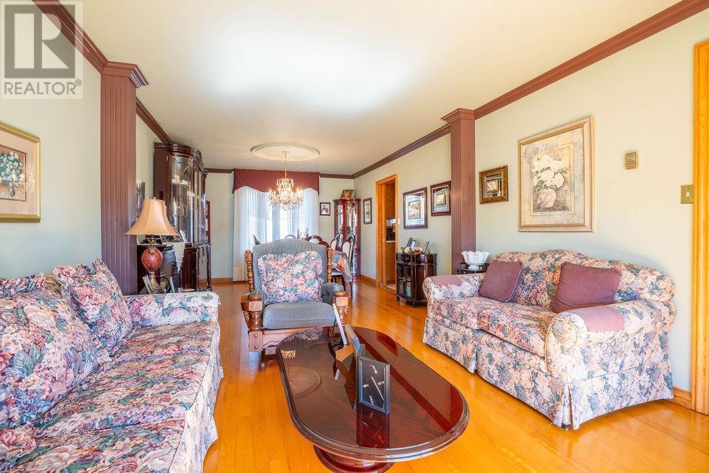 62 Bitonti Cres Property Photo 29