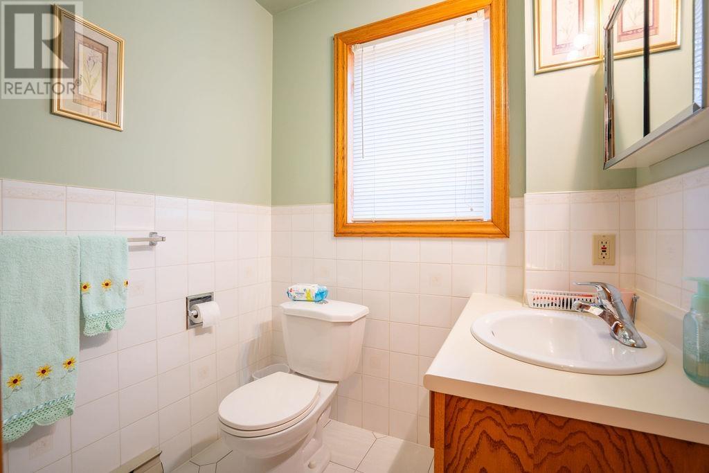 62 Bitonti Cres Property Photo 31