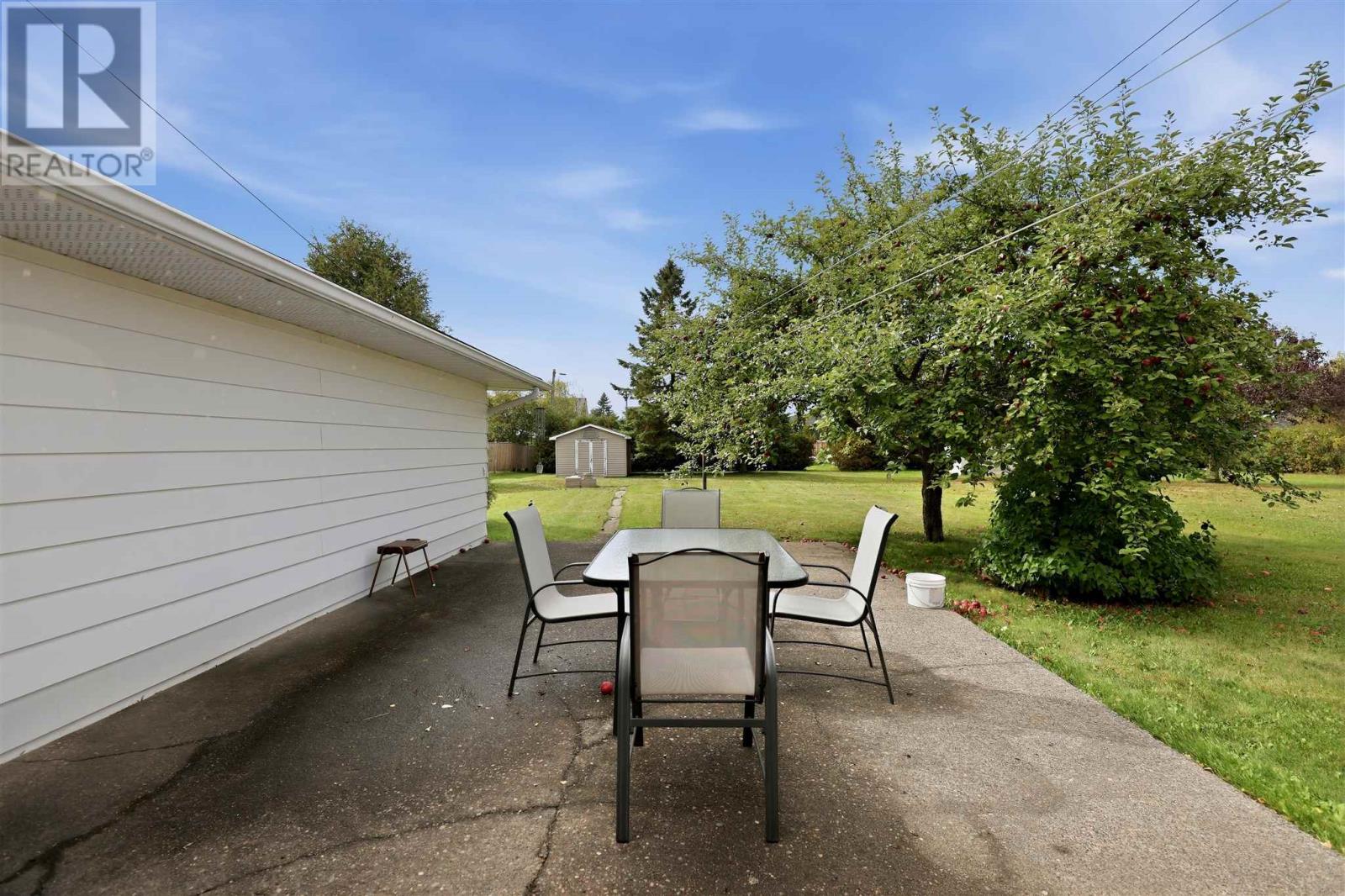 3 Dawson Ave Property Photo 30
