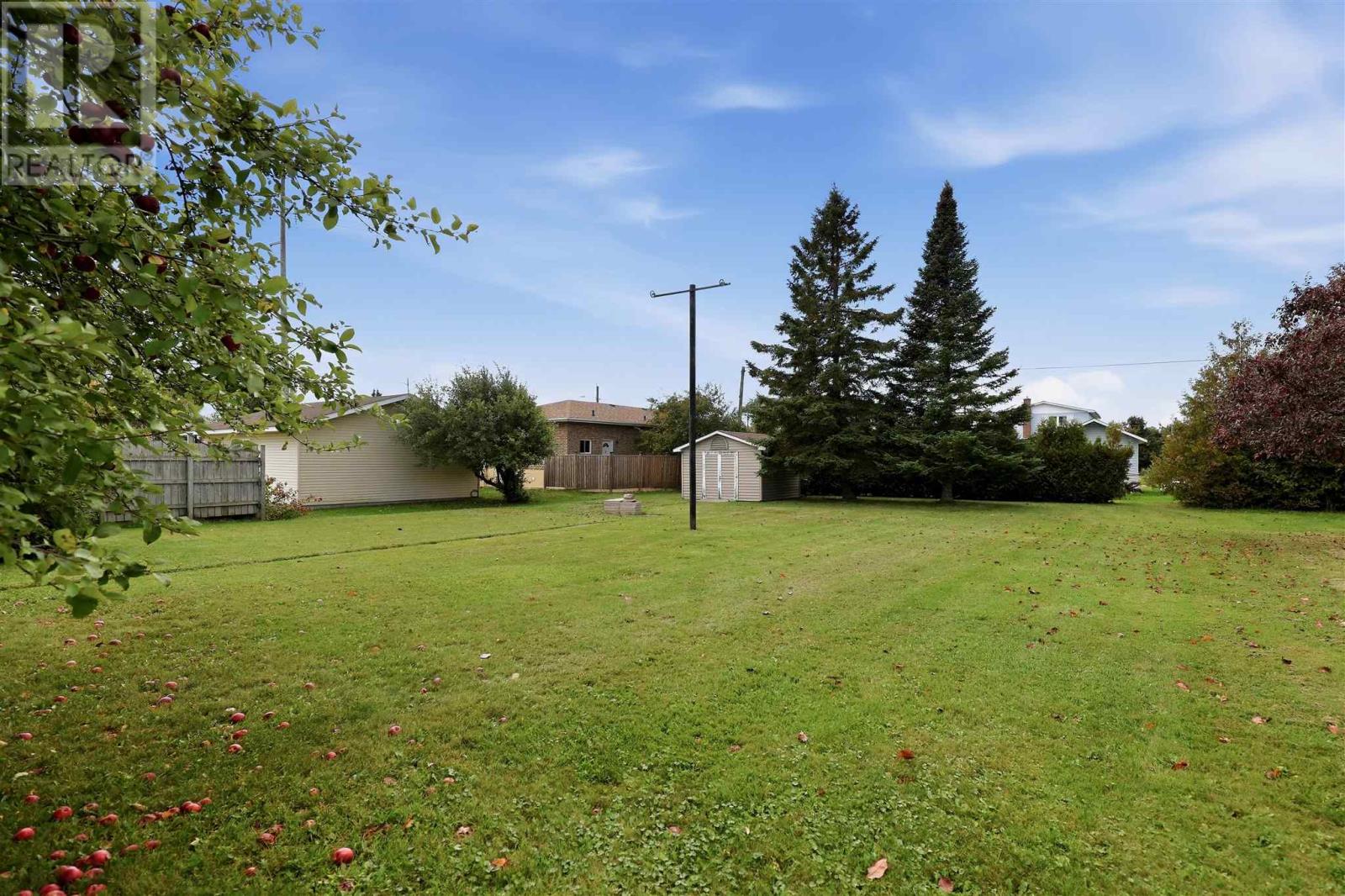 3 Dawson Ave Property Photo 32
