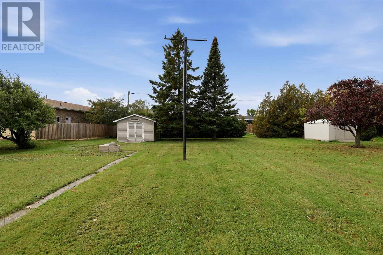 3 Dawson Ave Property Photo 33