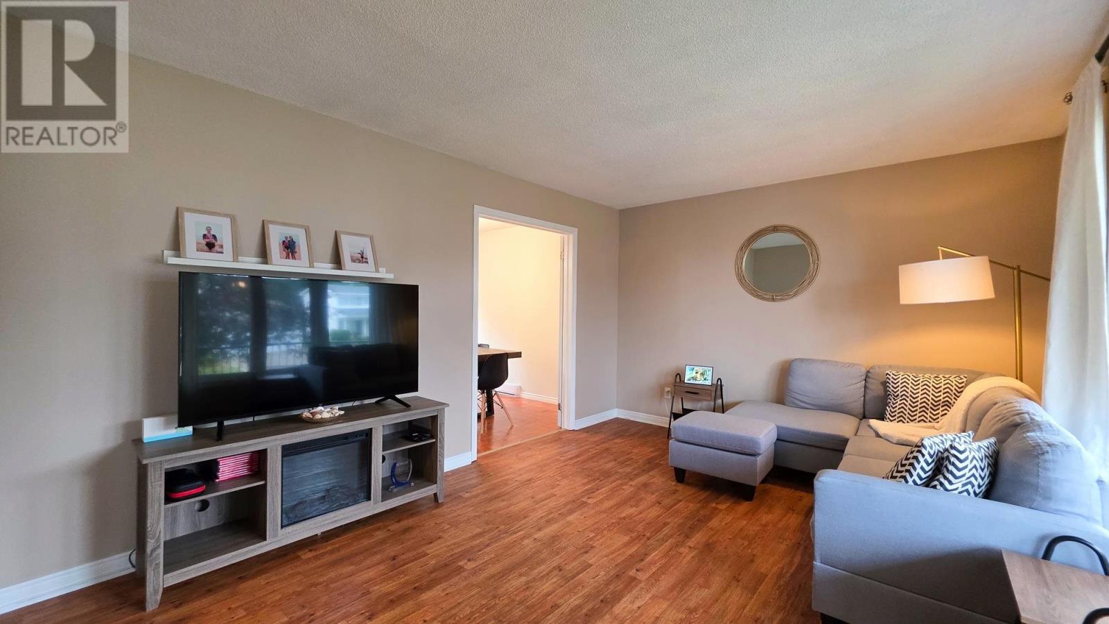 1007 Lake St Property Photo 15