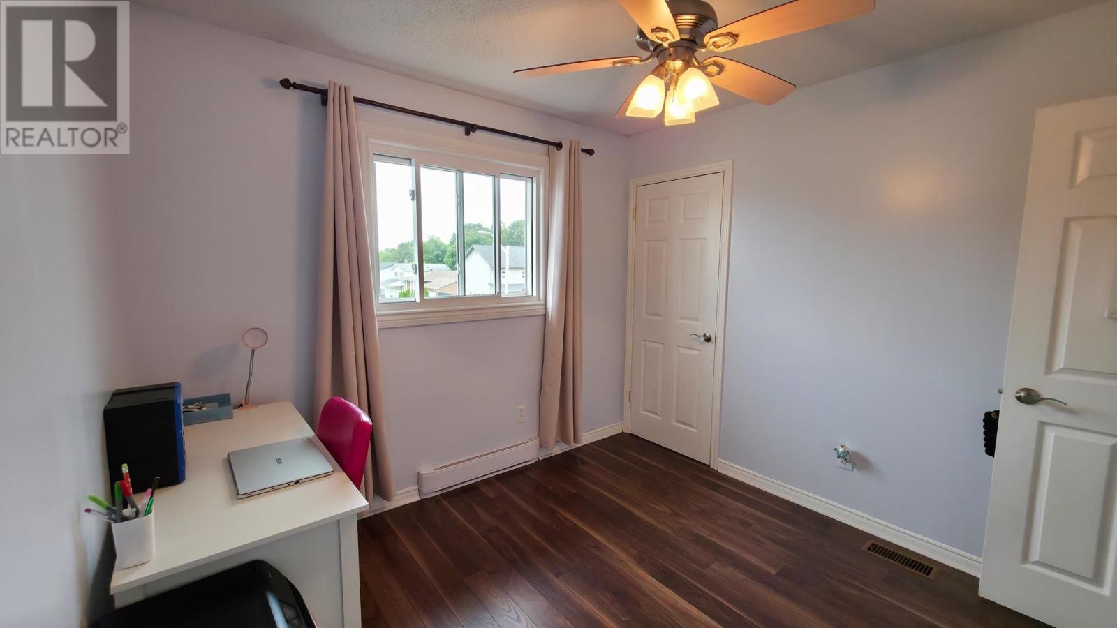 1007 Lake St Property Photo 29