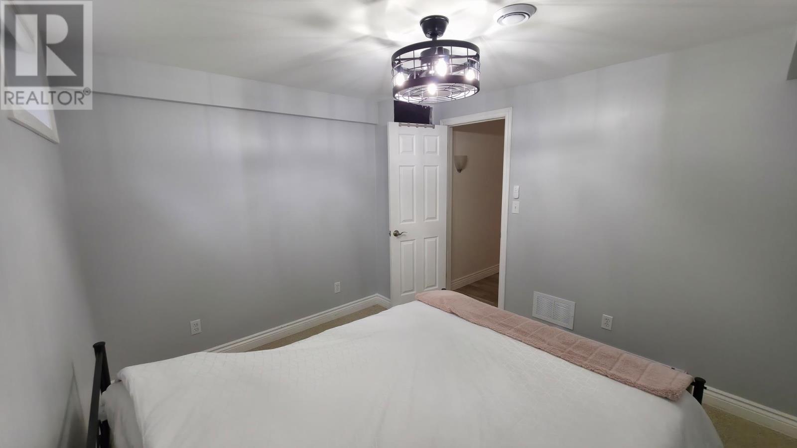 1007 Lake St Property Photo 44