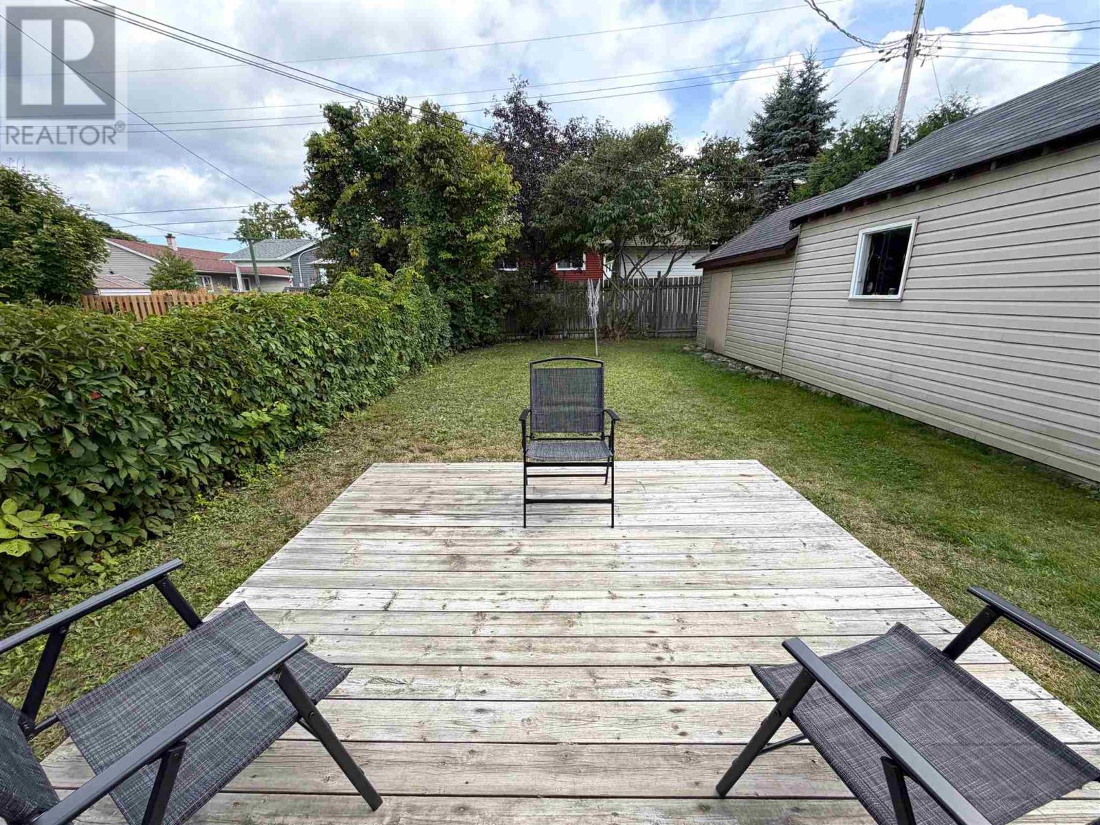 96a Axmith Ave Property Photo 3
