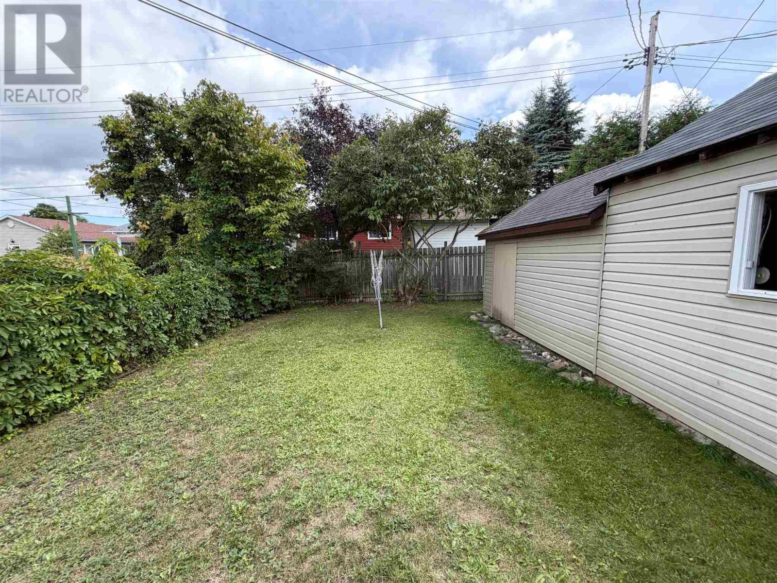 96a Axmith Ave Property Photo 4
