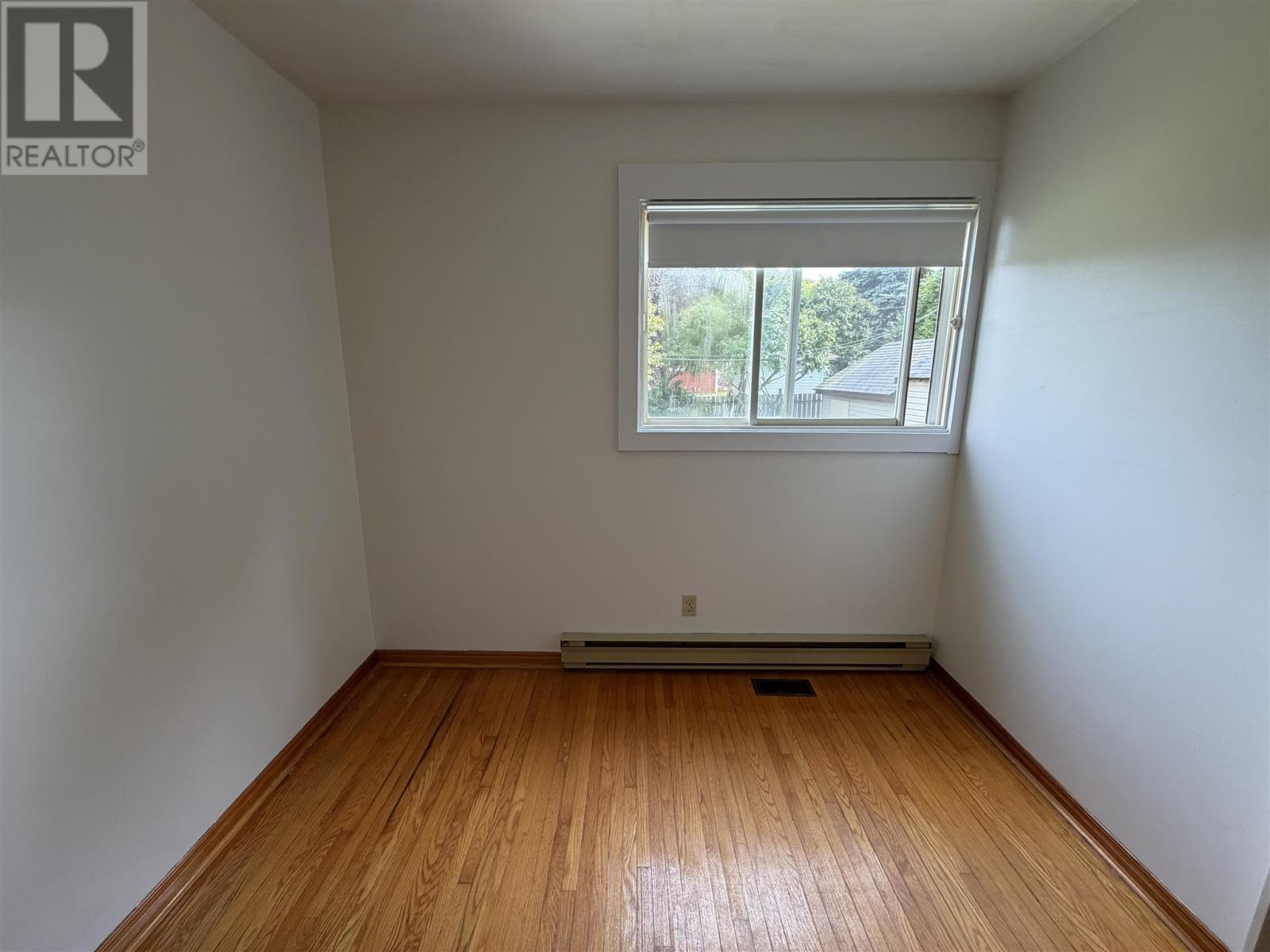 96a Axmith Ave Property Photo 11