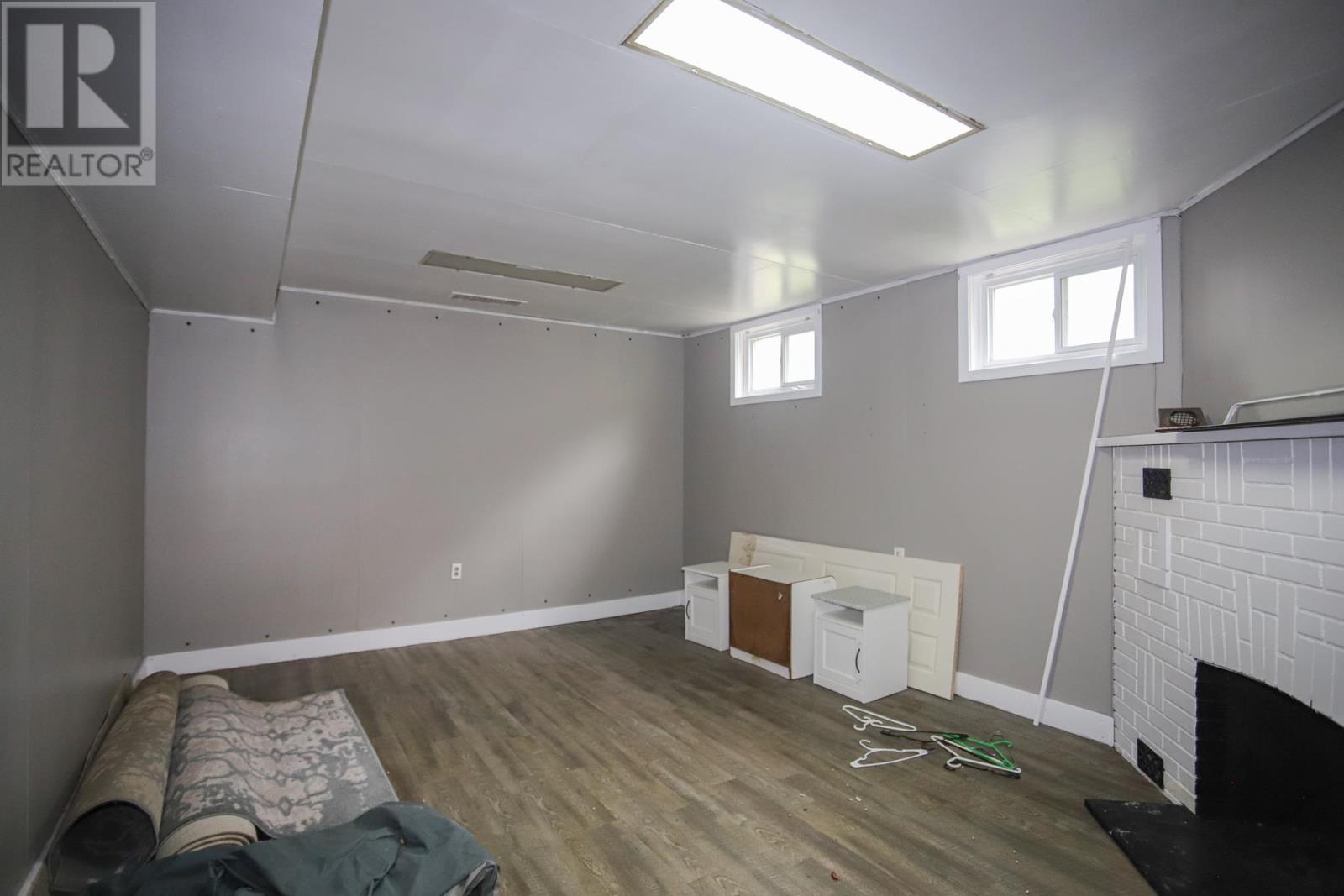 119 Salisbury Ave Property Photo 21