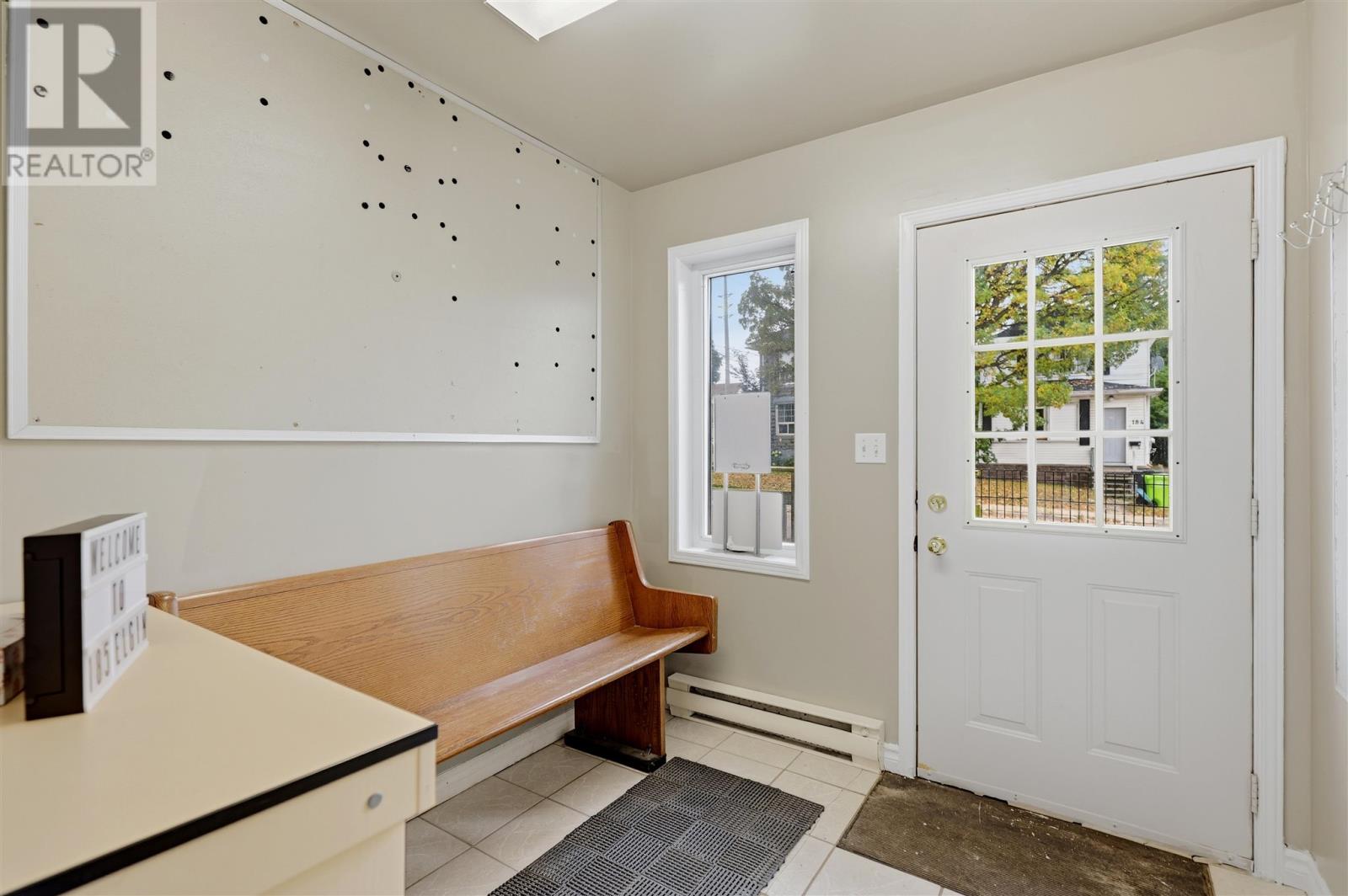 185 Elgin St Property Photo 2