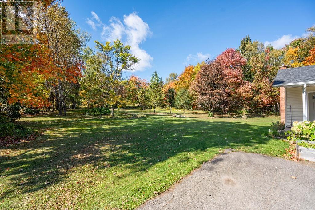 1411 Great Northern Road Property Photo 3
