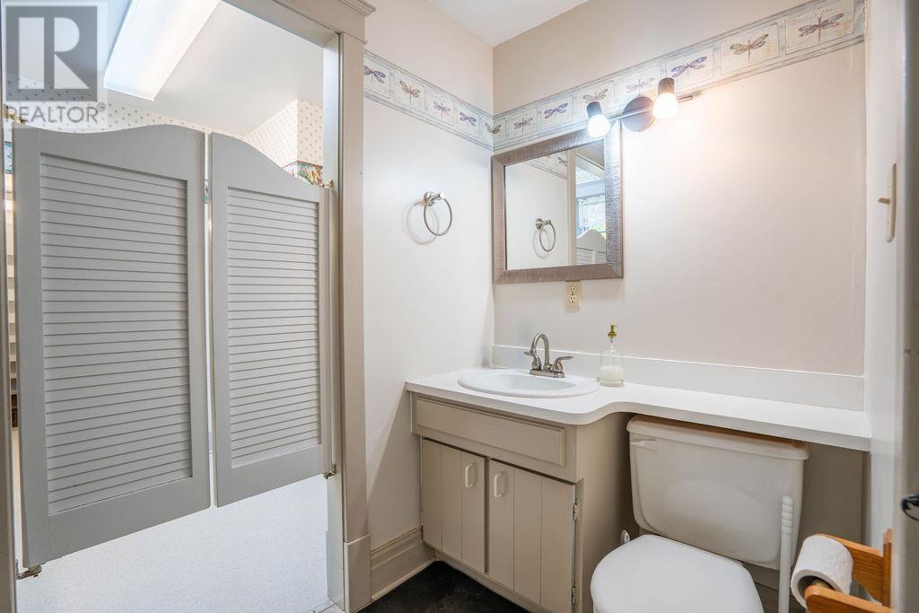 1411 Great Northern Road Property Photo 19