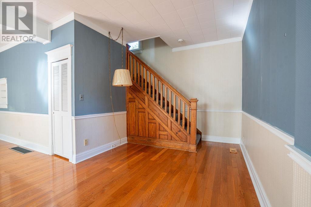 1411 Great Northern Road Property Photo 24