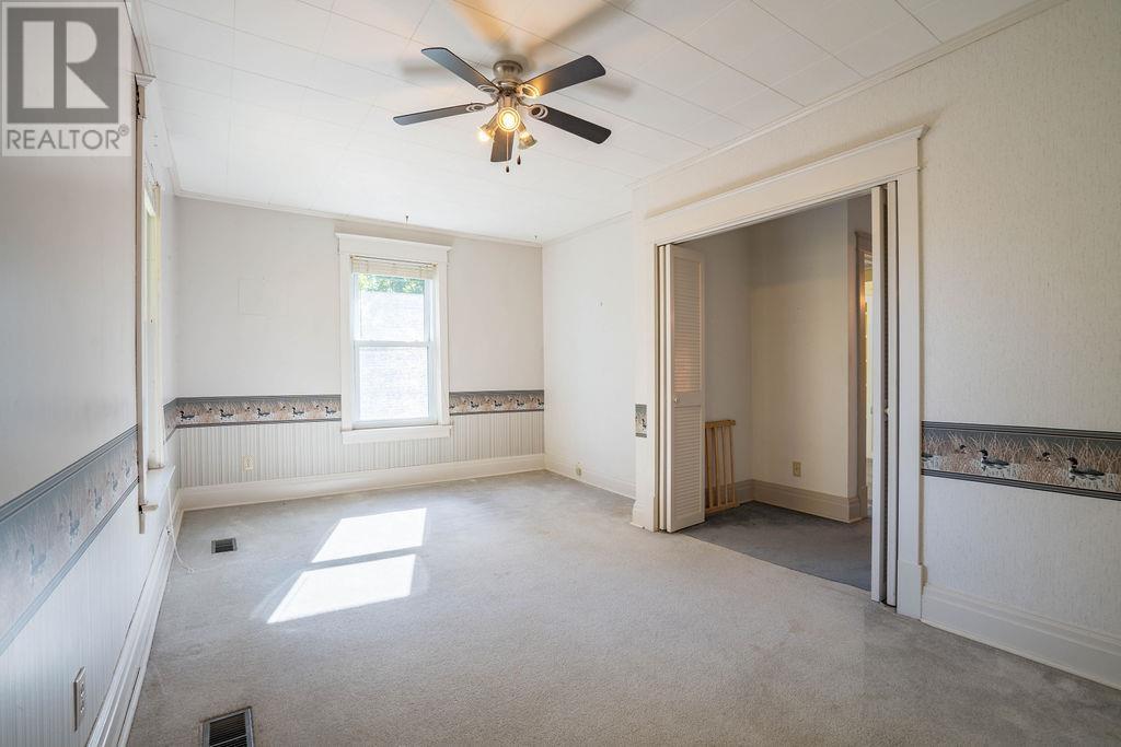 1411 Great Northern Road Property Photo 26