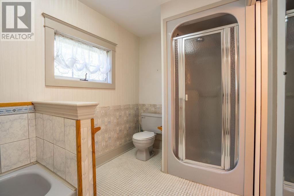 1411 Great Northern Road Property Photo 29