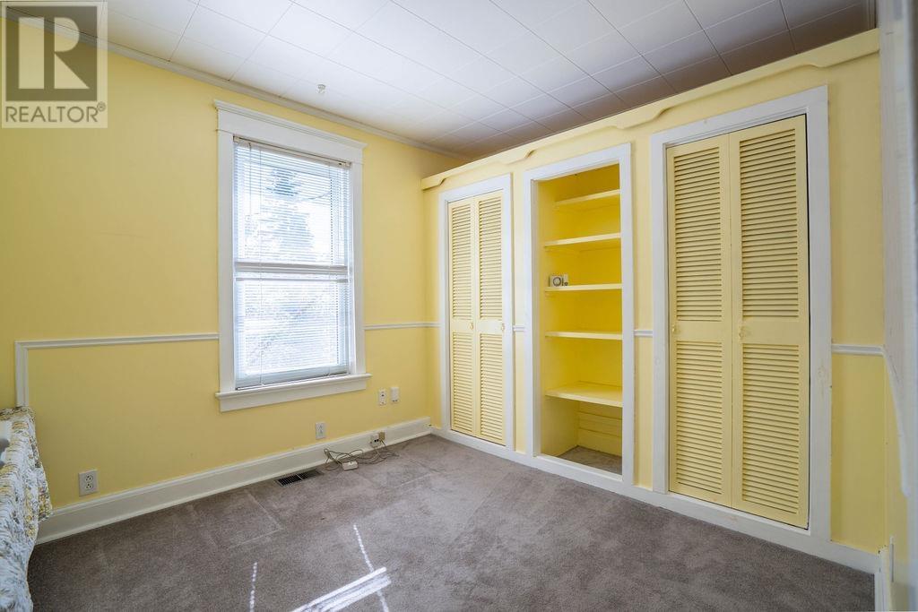 1411 Great Northern Road Property Photo 33