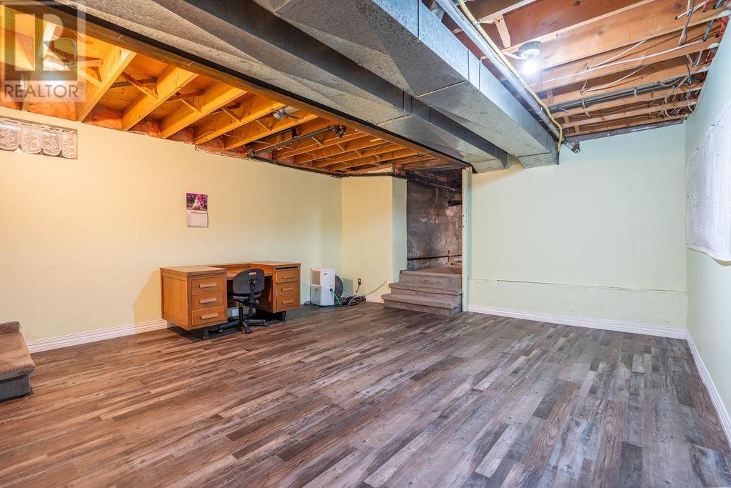 1411 Great Northern Road Property Photo 35