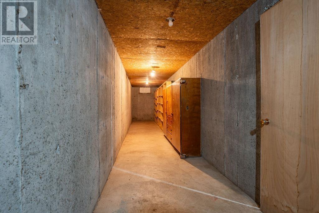 1411 Great Northern Road Property Photo 38