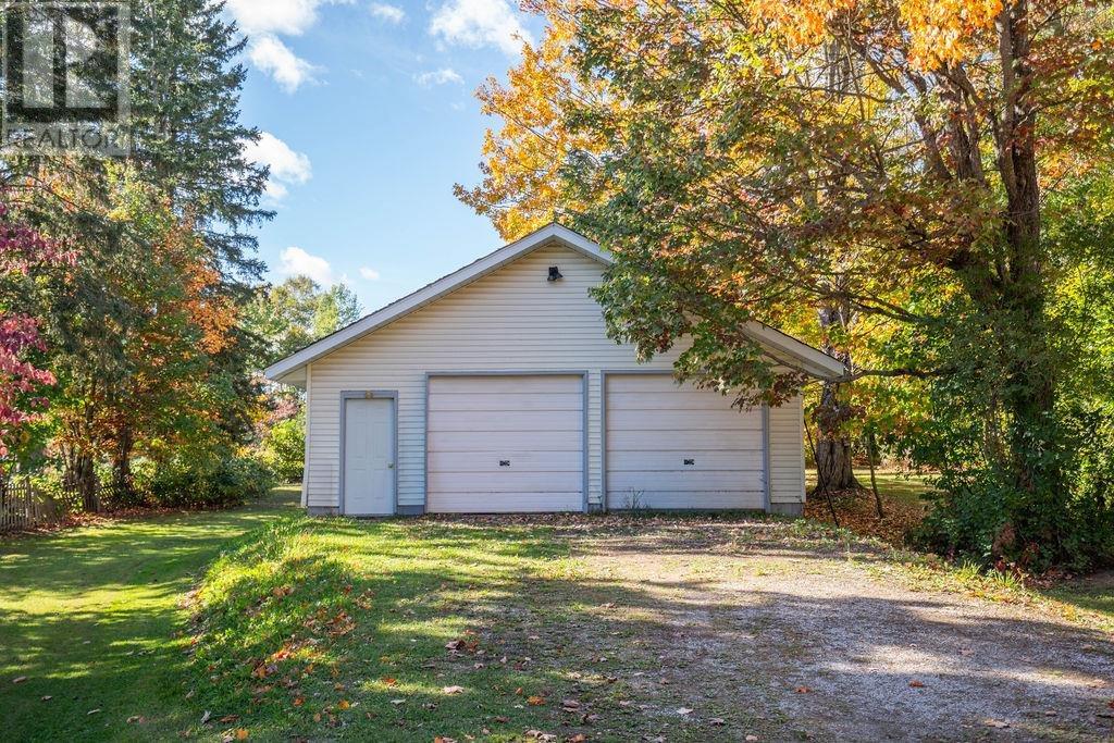 1411 Great Northern Road Property Photo 43