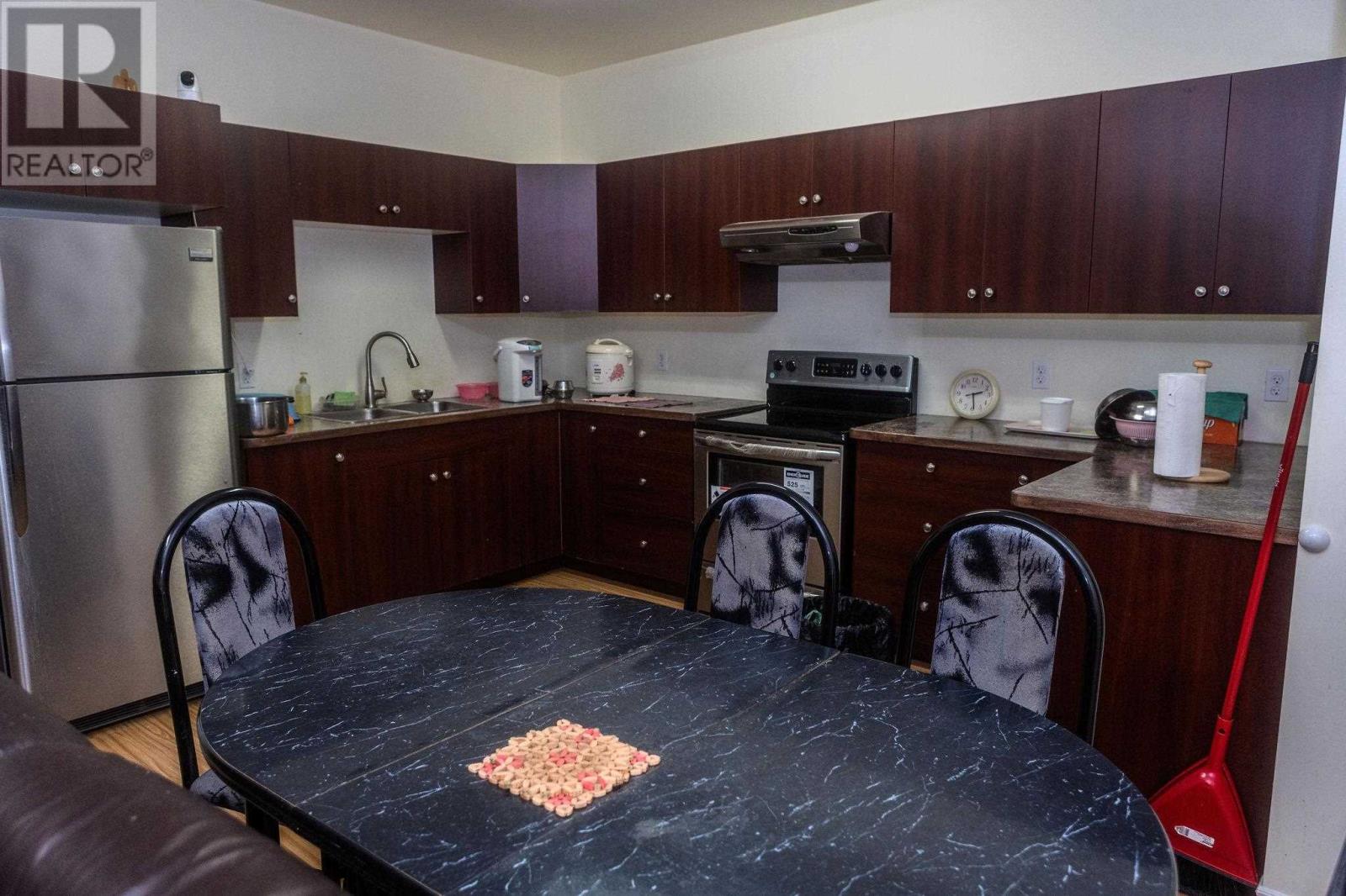 280 Queen St E Property Photo 29